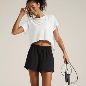 Beyond Yoga Signature High Low Cropped Tee (M) Never Worn